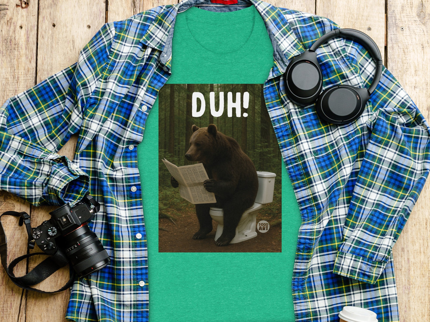 Funny Bear Reading Newspaper Duh Graphic T-shirt product