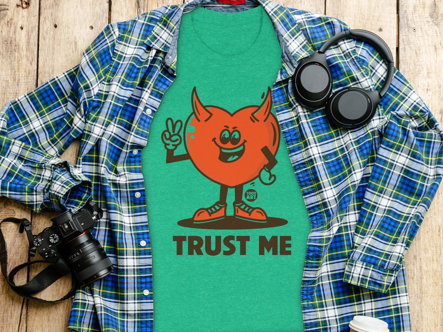 Trust Me Graphic T-Shirt with Retro Styled Cartoon