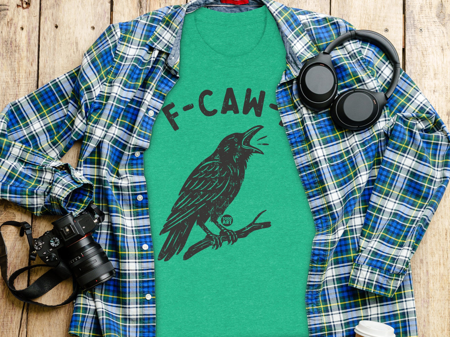 Crow Printed Design on Green T-Shirt Casual Wear product type