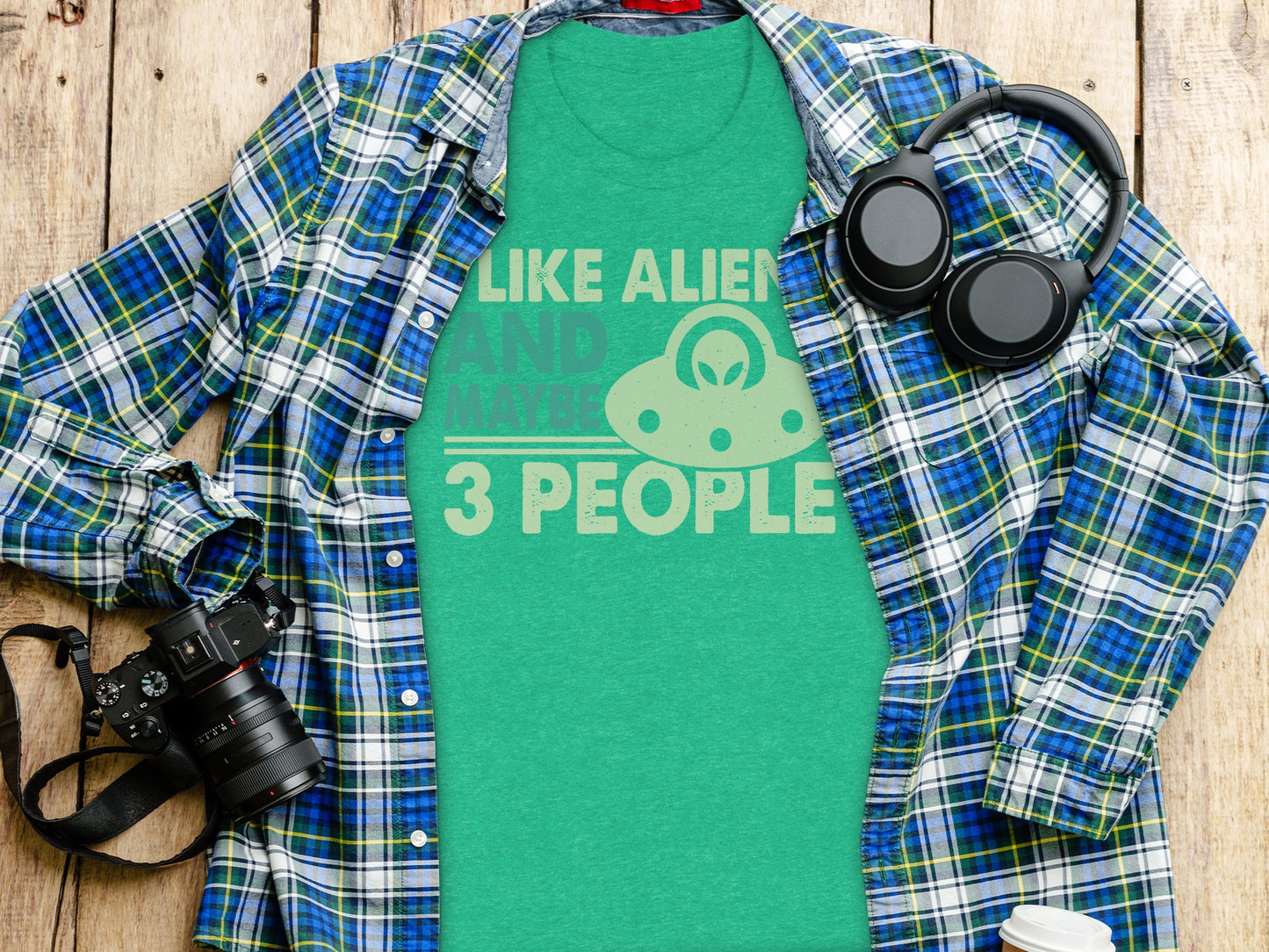 Like Alien And Maybe 3 People Graphic T-Shirt product