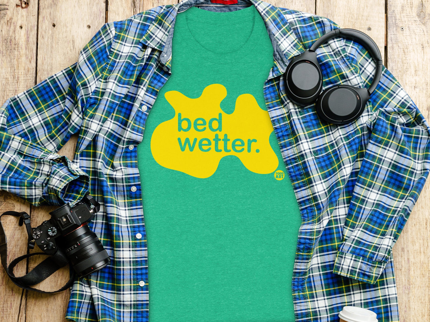 Fun Bed Wetter Graphic Tee Shirt for Casual Wear
