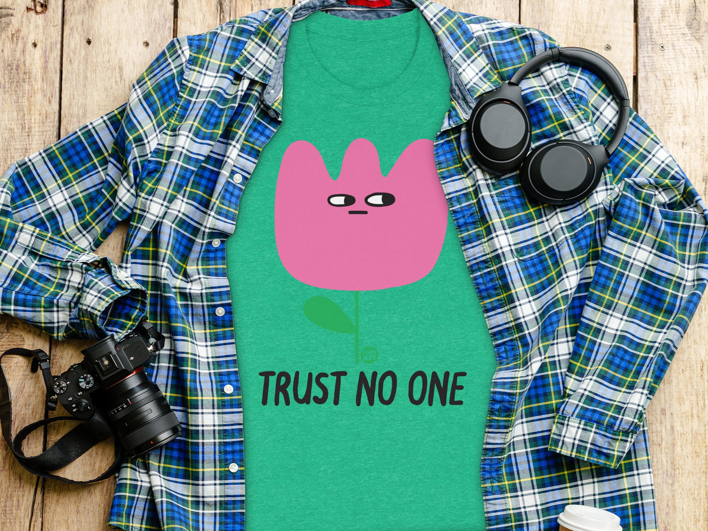 Trust No One Funny Flower Graphic T-Shirt