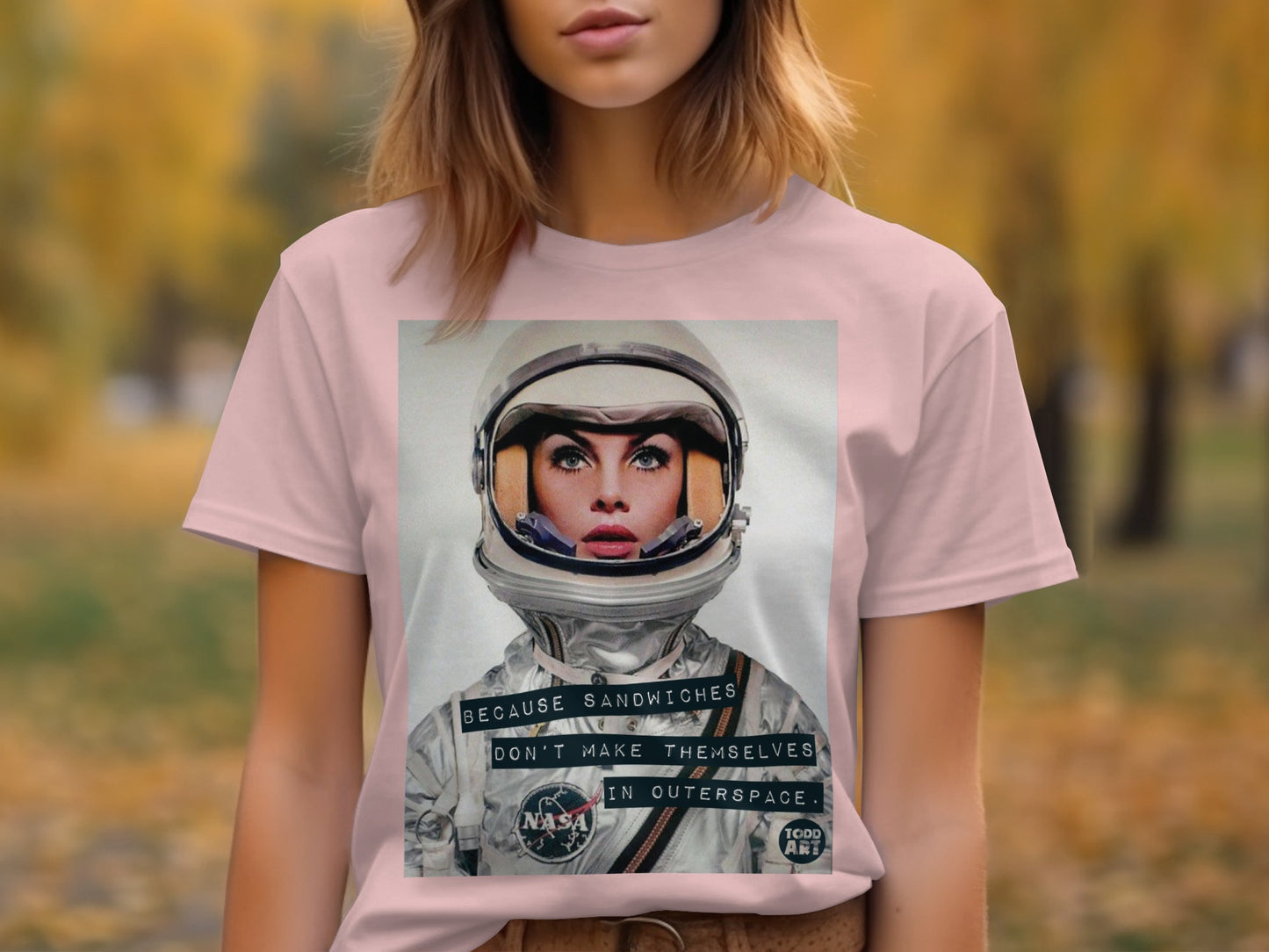 Astronaut Graphic Colorful Print T-shirt for Everyday Wear
