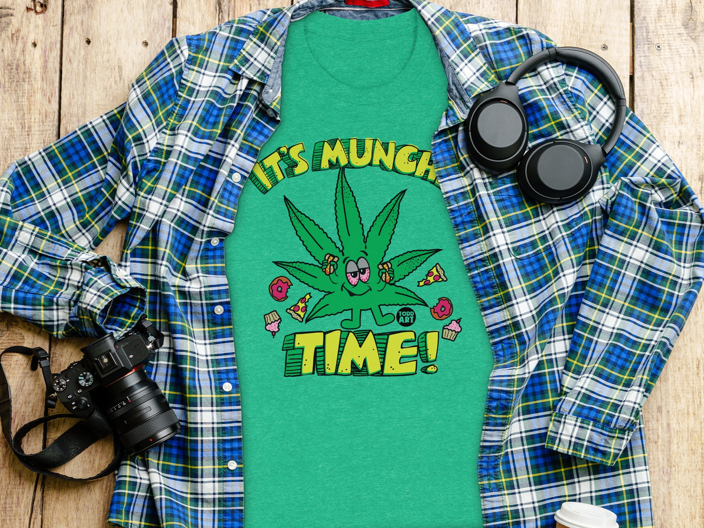 It's Munch Time T-shirt with Fun Design